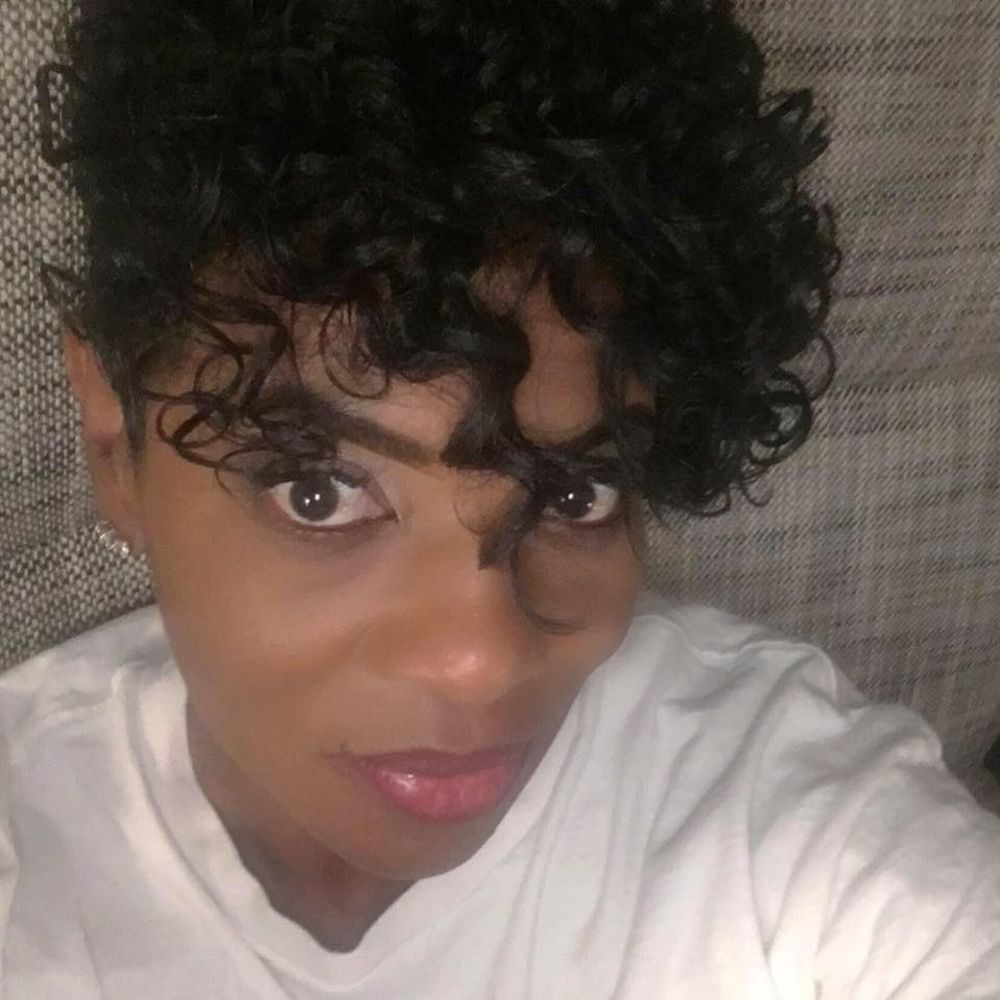 Meet your Posher, Felecia